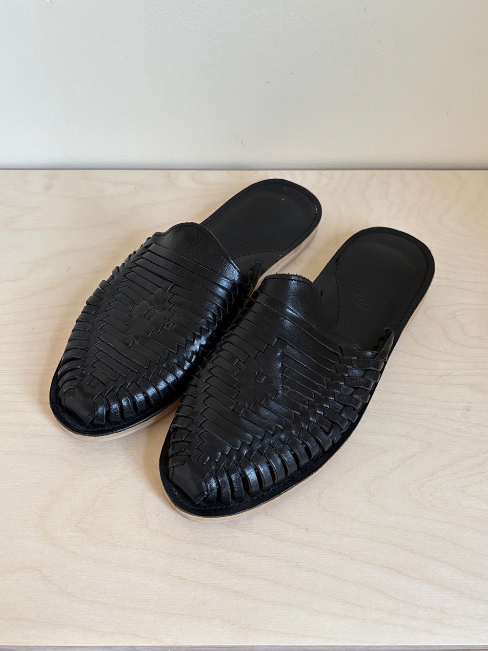 Espiritu Luna Slip-on Leather Sandals Men’s Size 8.5